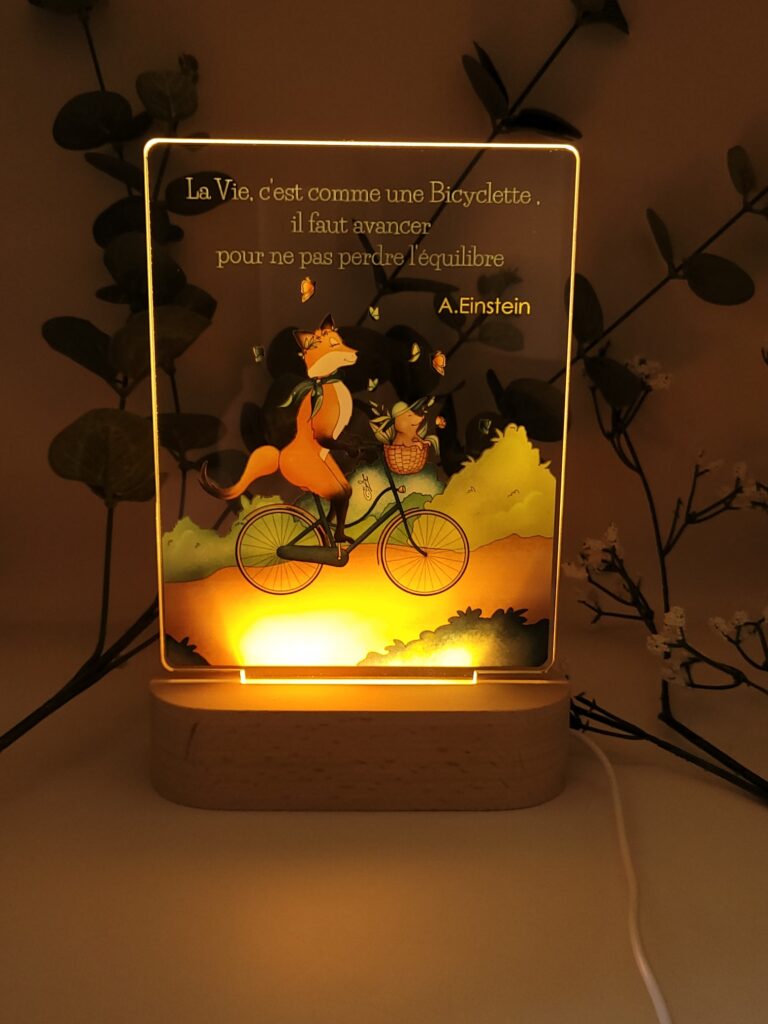 lampe personnalisée mes premiers printemps vue de nuit